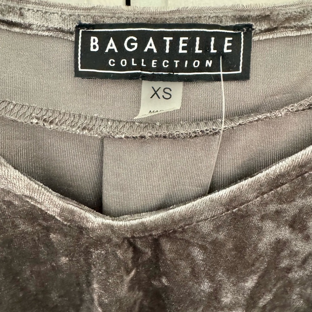 Bagatelle Crushed Velvet Cold Shoulder 90’s/Y2K Top in Silver/Gray Shimmer - Picture 6 of 6